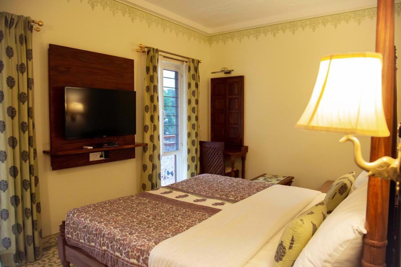 Hotel Jai Niwas Jaipur Luaran gambar
