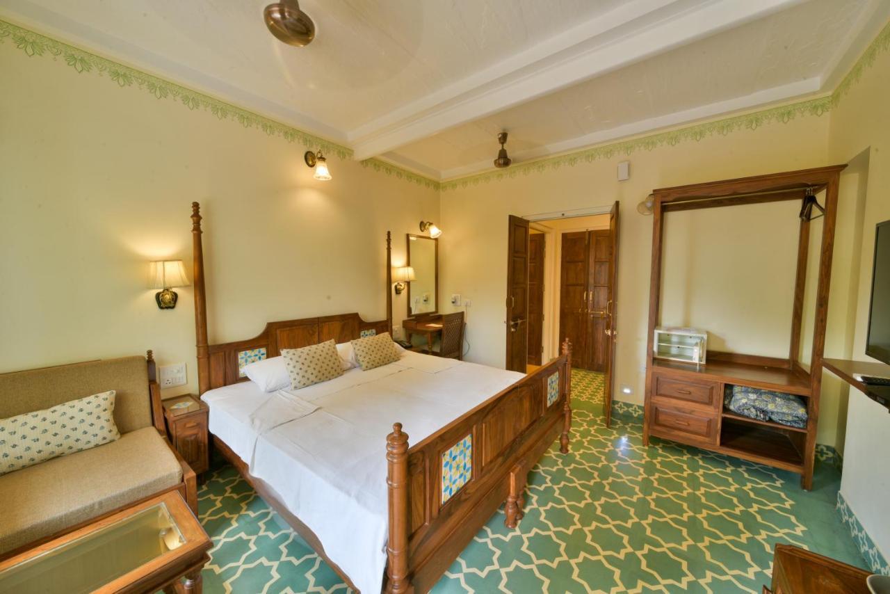 Hotel Jai Niwas Jaipur Luaran gambar