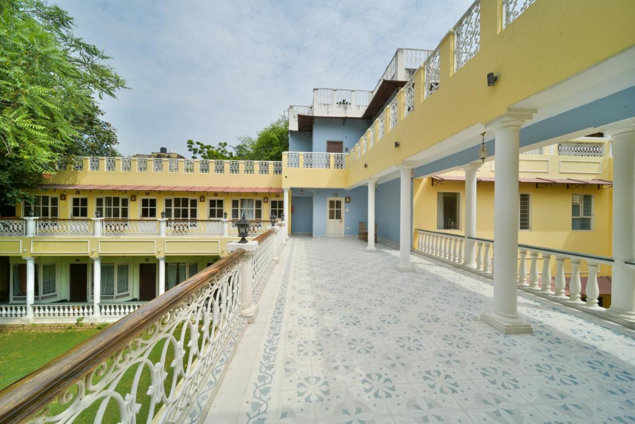 Hotel Jai Niwas Jaipur Luaran gambar