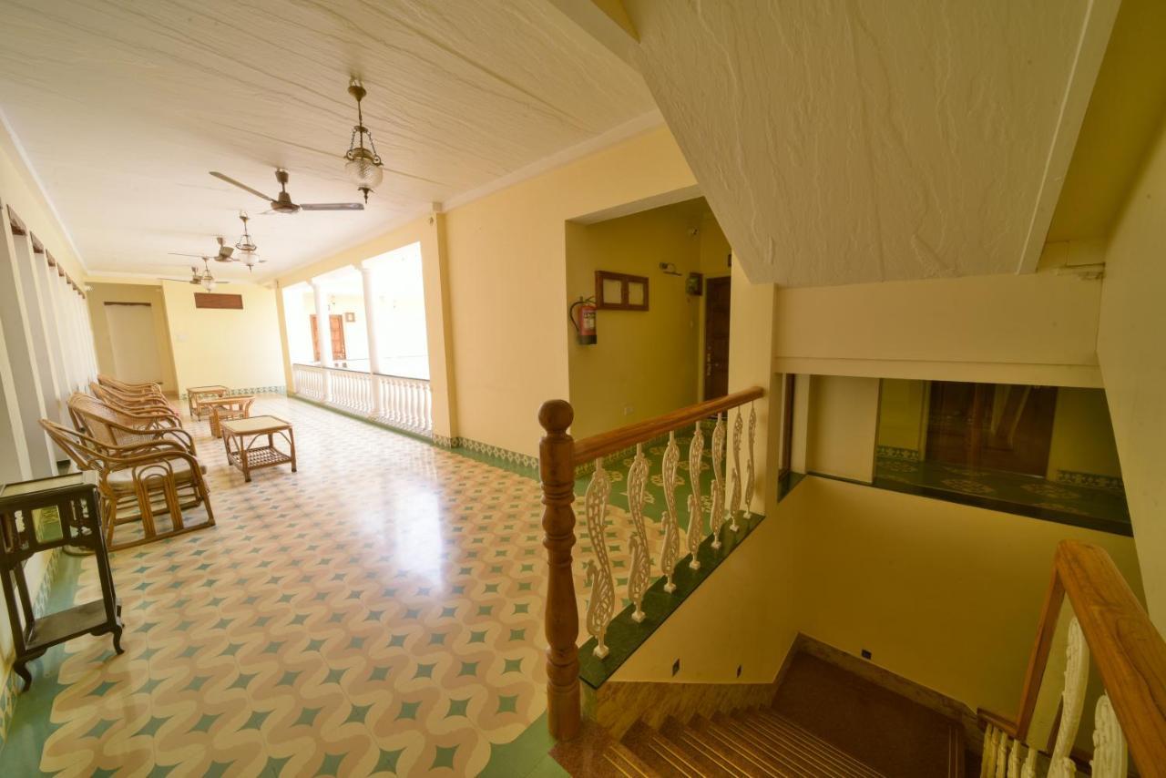 Hotel Jai Niwas Jaipur Luaran gambar