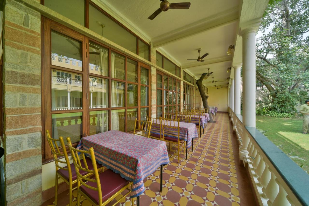 Hotel Jai Niwas Jaipur Luaran gambar