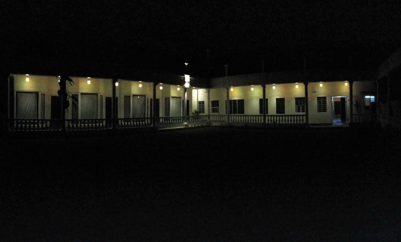 Hotel Jai Niwas Jaipur Luaran gambar