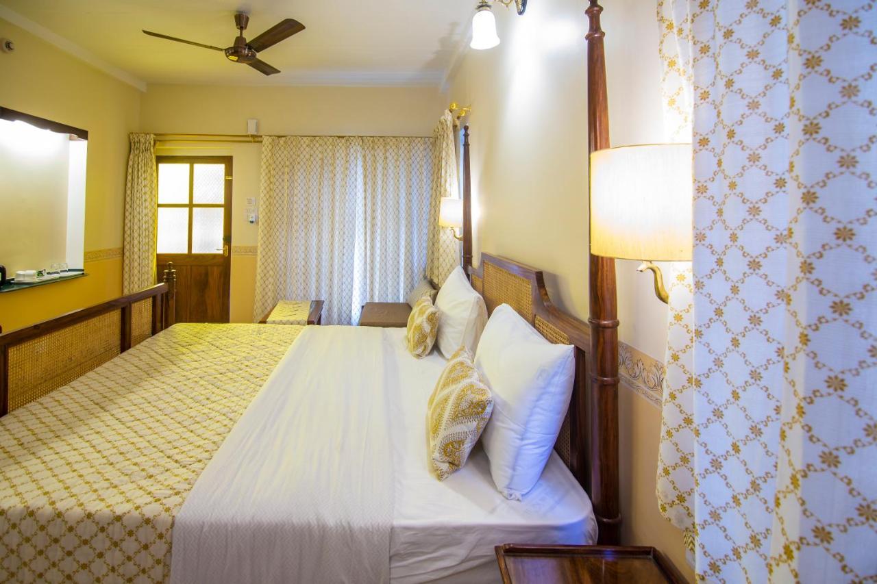 Hotel Jai Niwas Jaipur Luaran gambar